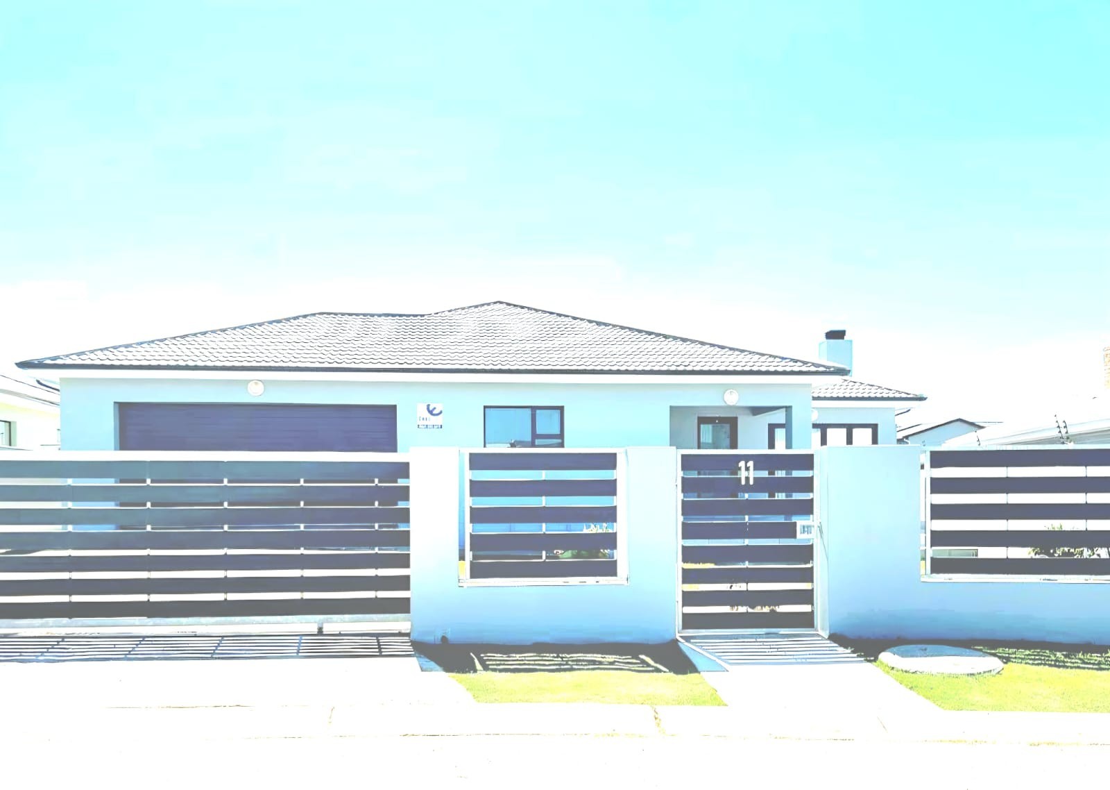 Shared Mandate: Elegant, Move-In Ready Family Home in Popular Fountains Estate, Jeffreys Bay