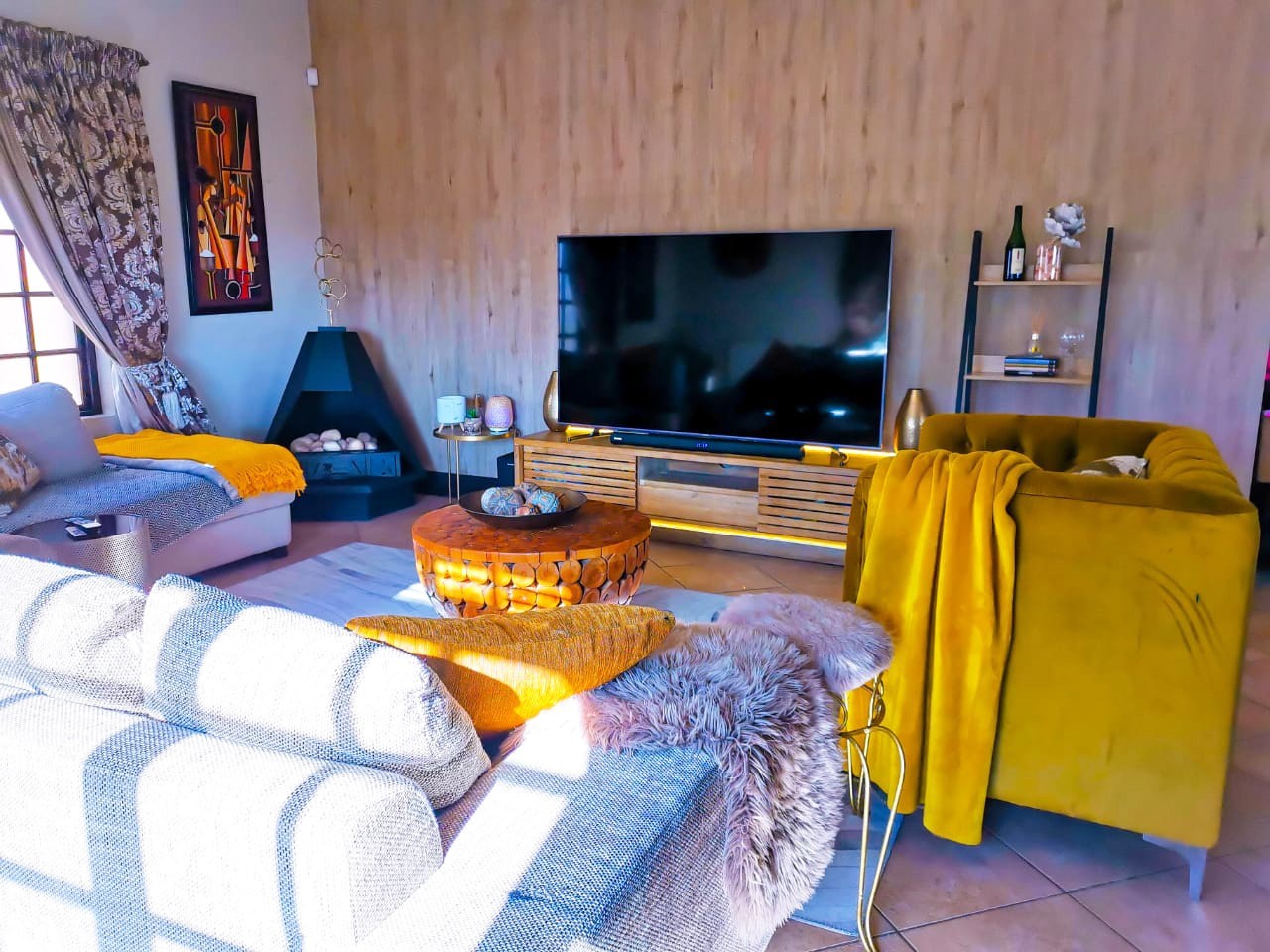 Furnished 3 Bedroom House To Rent in Faerie Glen, Pretoria
