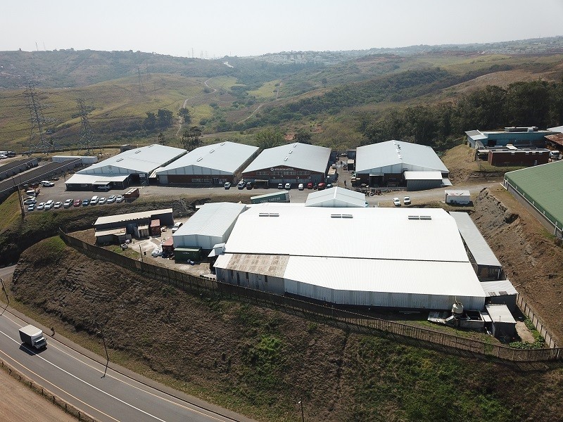 Factory warehouse with massive power and yard to let.