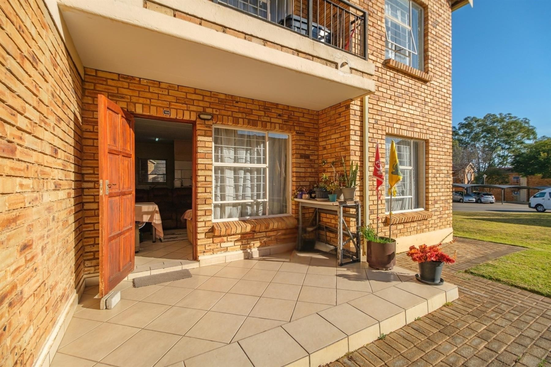 Modern Ground-Floor Convenience in the Heart of Honeydew