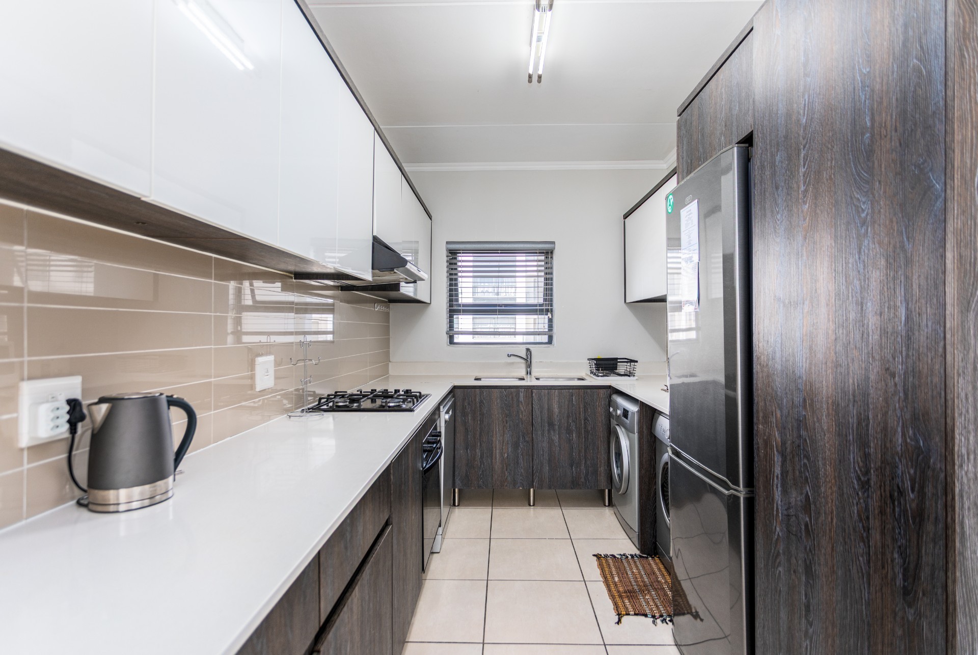Apartment To Rent in Sandown, Blouberg