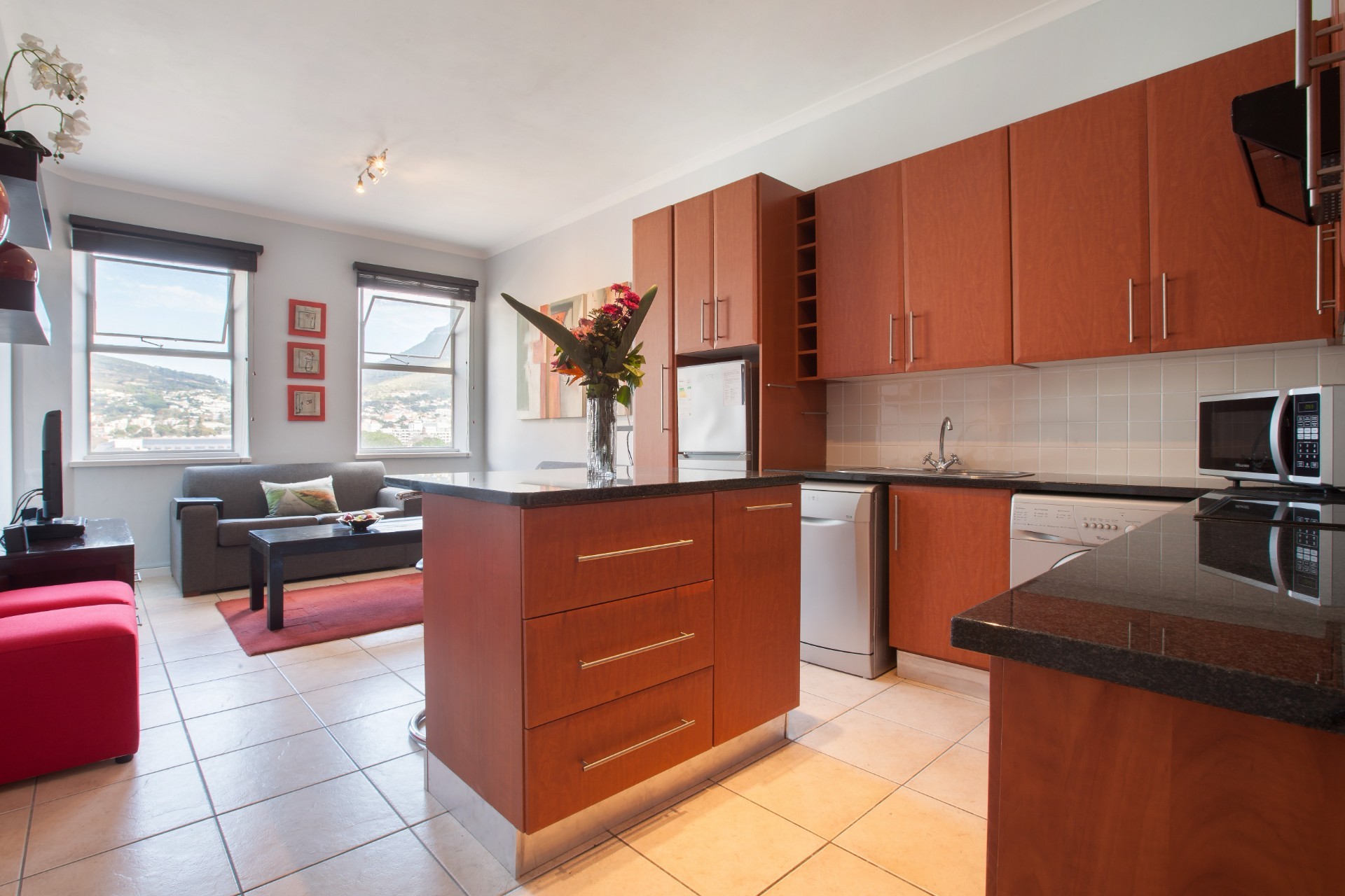 Apartment To Rent in Cape Town City Centre, Cape Town
