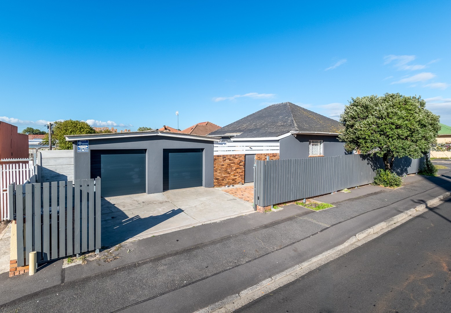 Spacious Corner Plot Family Home with Large Yard