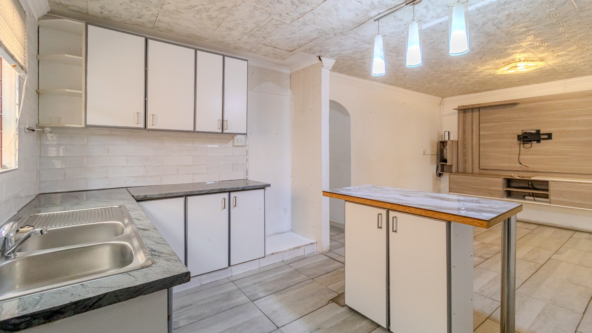 Charming Family Home Offering Spacious Living and Added Flatlet Potential in Summer Greens