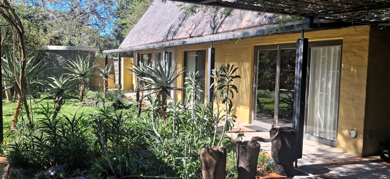 House To Rent in Hoedspruit