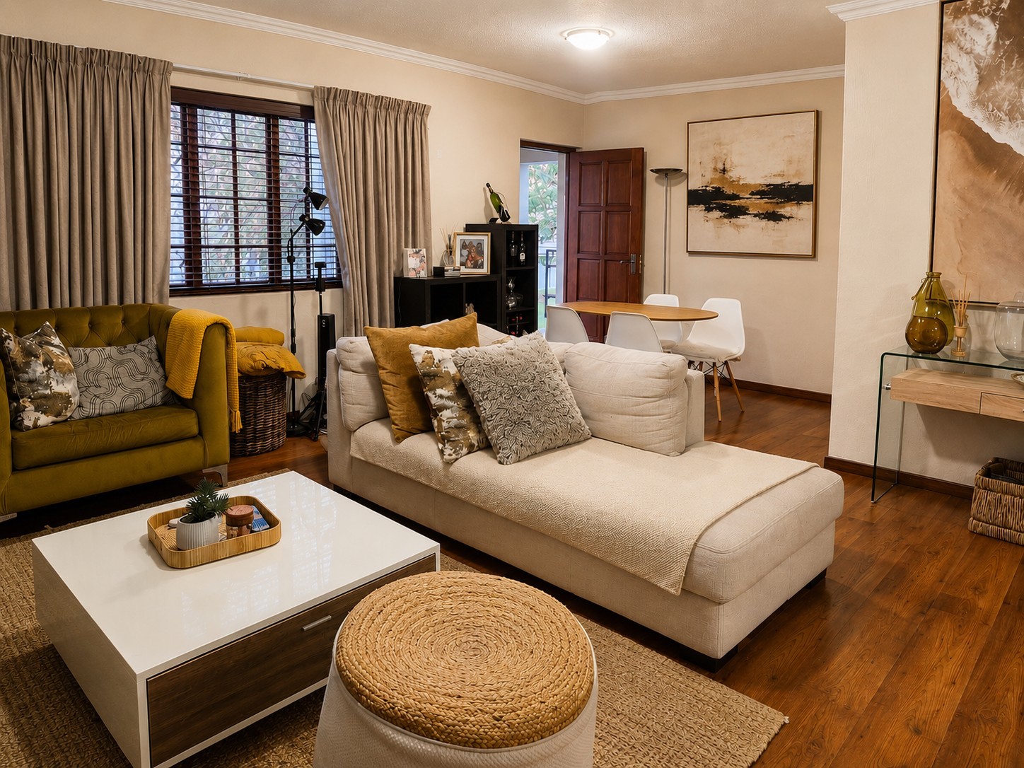 Furnished Ground Floor Apartment To Rent in Boardwalk, Pretoria