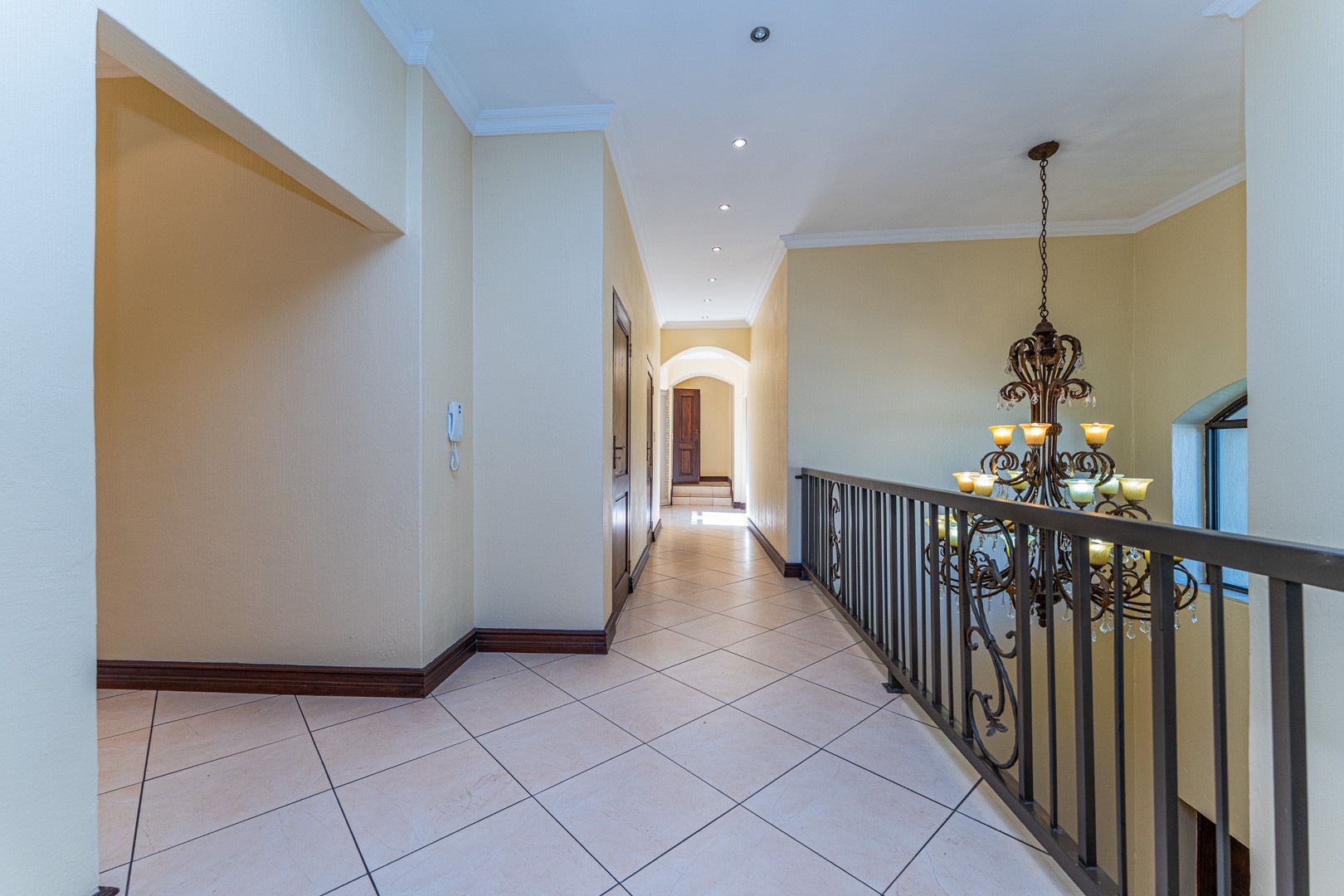 Luxury 8 Bedroom Property in Dainfern Golf Estate