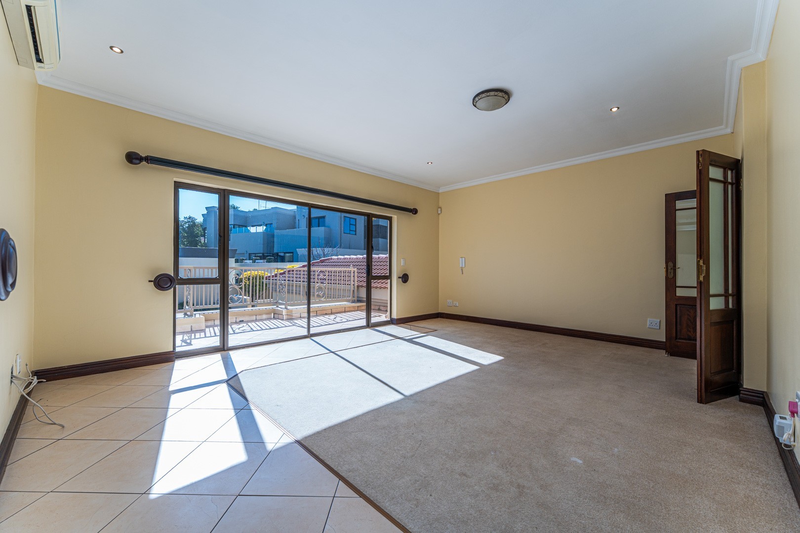 Luxury 8 Bedroom Property in Dainfern Golf Estate