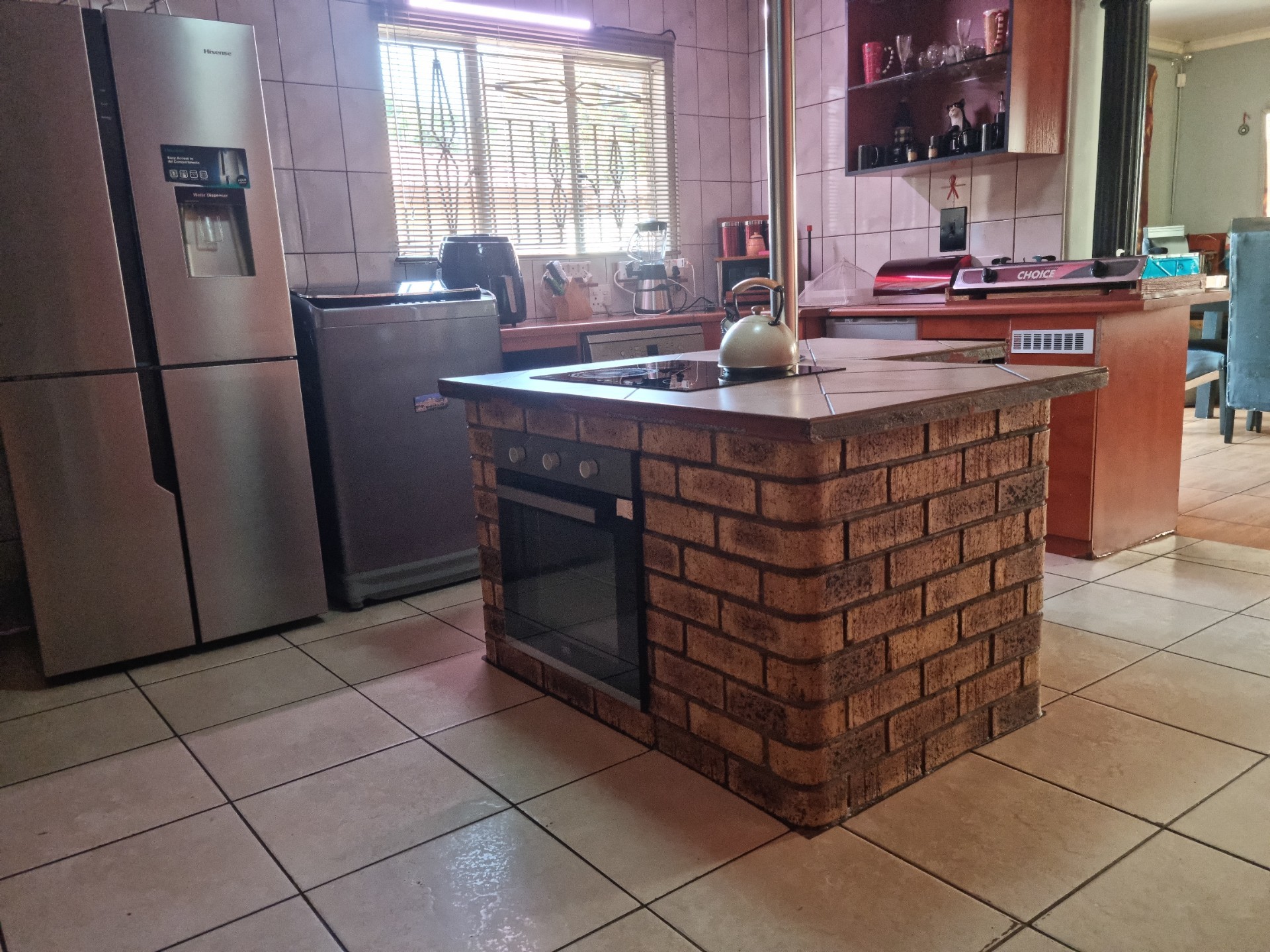 Large 3 bed home with 2 cottages in Eldorado Park. No Transfer Duty