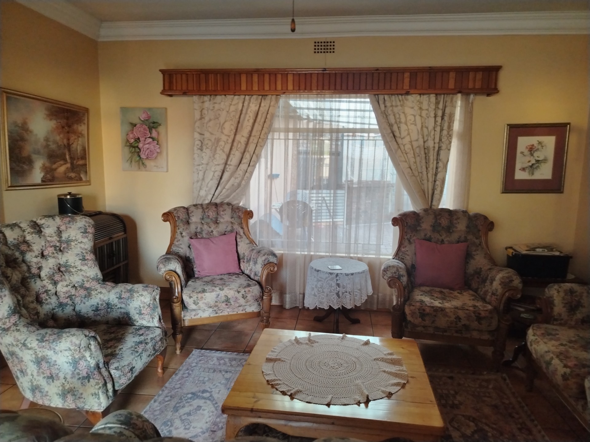 House For Sale in Unitas Park, Vereeniging