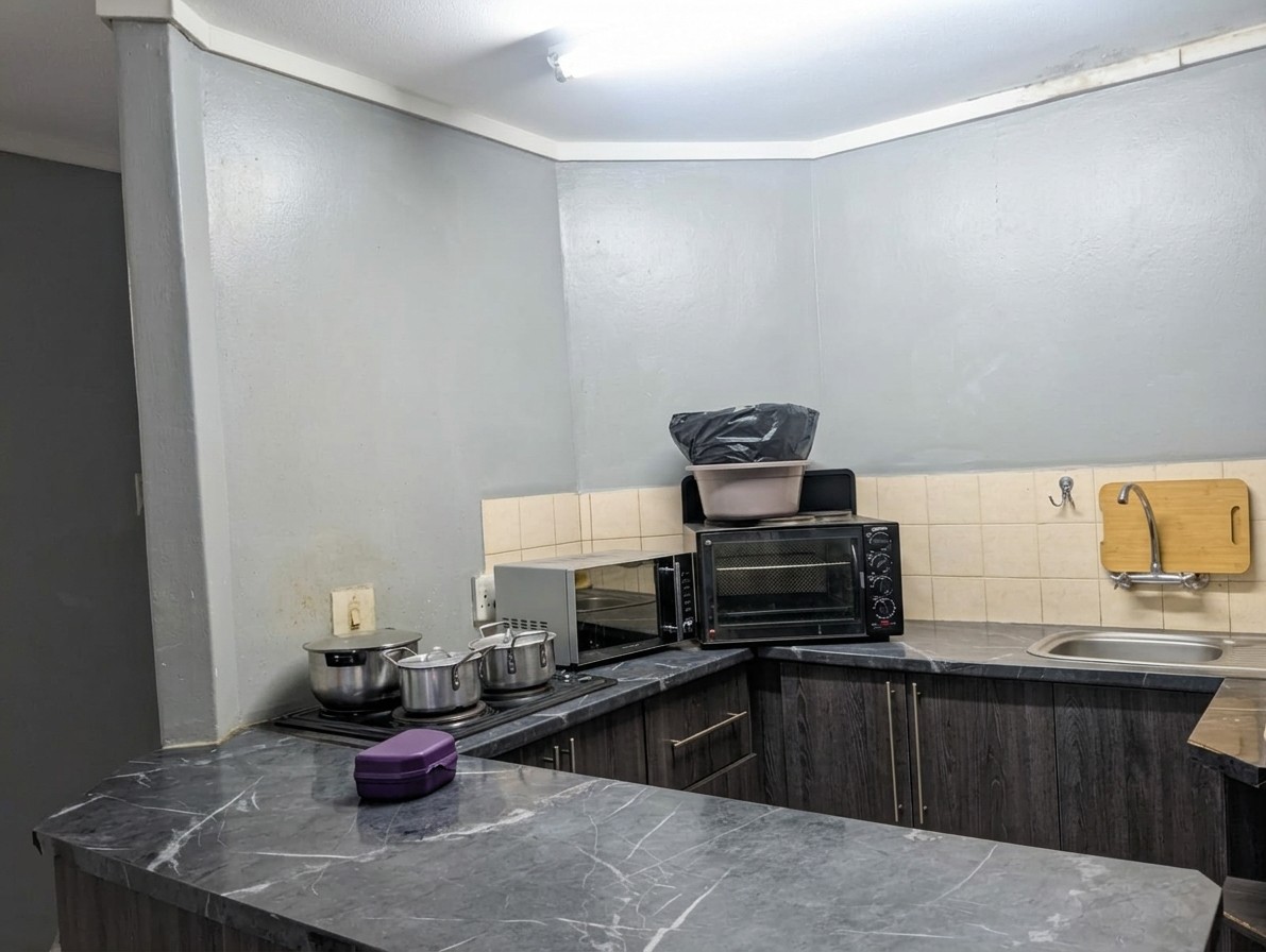 Spacious 4 Bedroom Investment Apartment in Southernwood