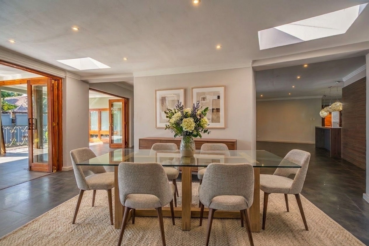 Unique 4 bedroom home in Craighall Park 3