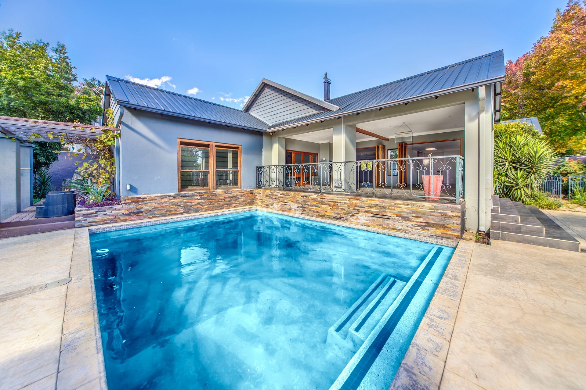 Unique 4 bedroom home in Craighall