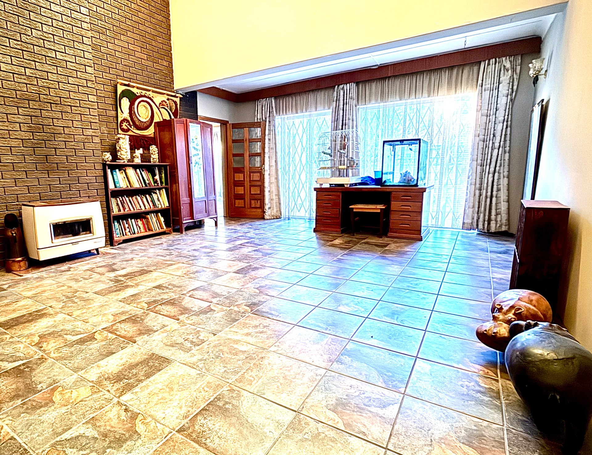 For sale - Modern and Spacious home