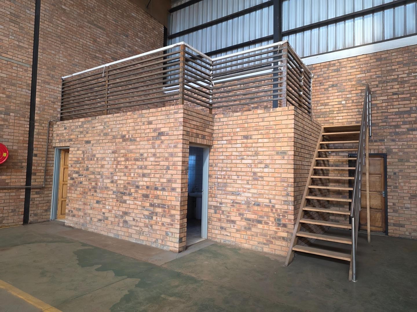 Industrial Property To Let in Vaalbank, Middelburg