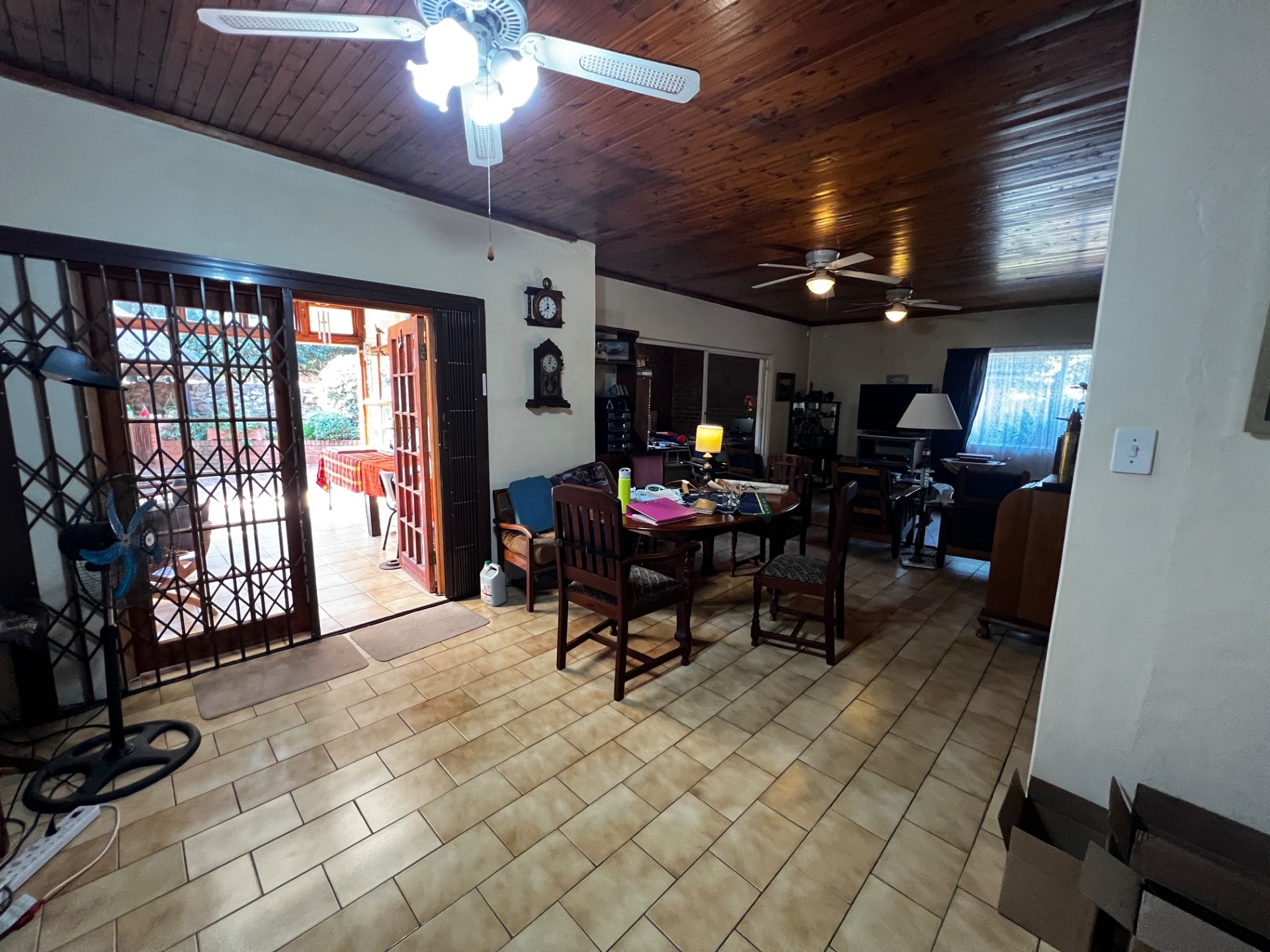 4 bedroom House 3 bathroom For Sale in Wierda Park Centurion