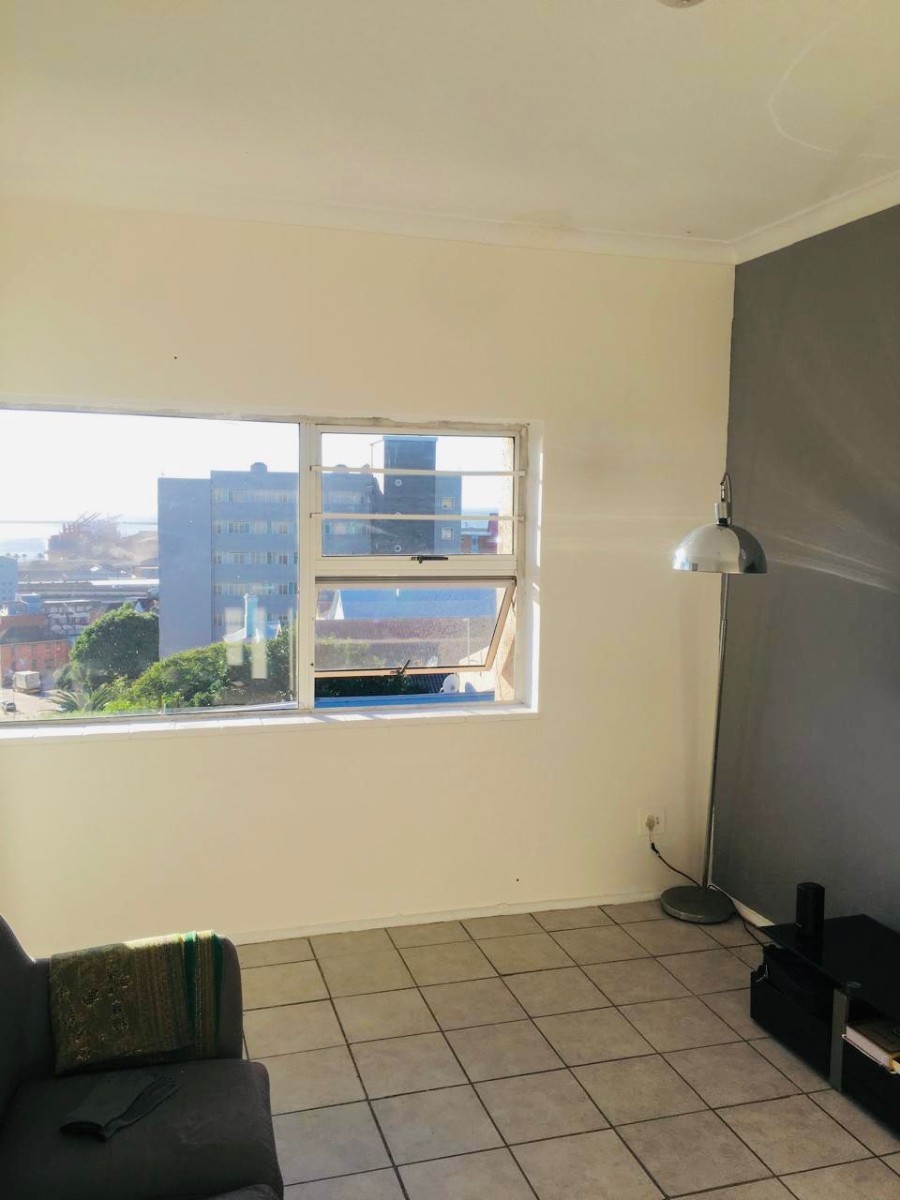 Apartment For Sale in Port Elizabeth Central, Port Elizabeth