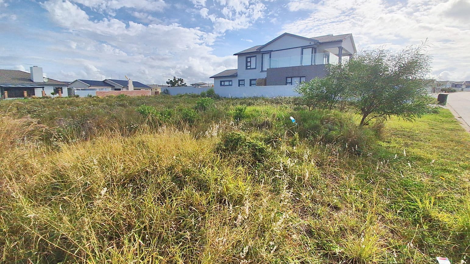Vacant Land For Sale in Fountains Estate, Jeffreys Bay - Build Your Ideal Coastal Home