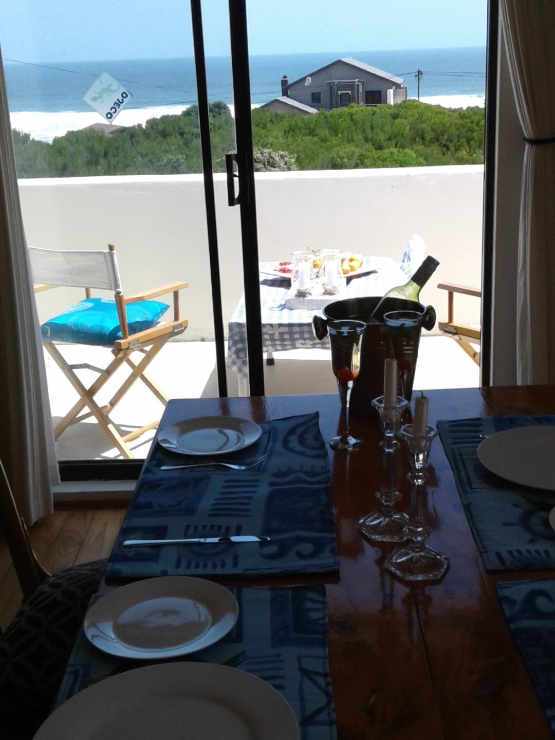 House For Sale in Oyster Bay