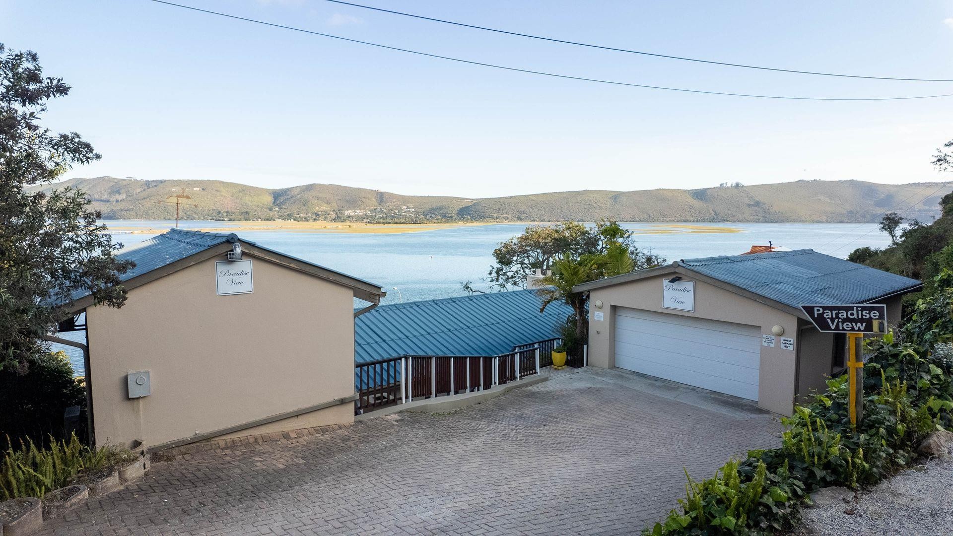 A house for sal in Knysna, has an income with 2 apartments attached, being rented as holiday rentals
