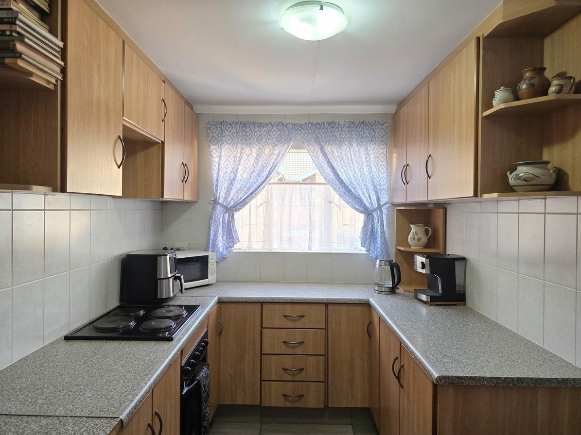 Secure 4 Bedroom 2 Bathroom KPx4