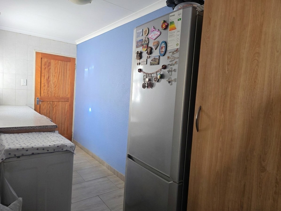 Secure 4 Bedroom 2 Bathroom KPx4