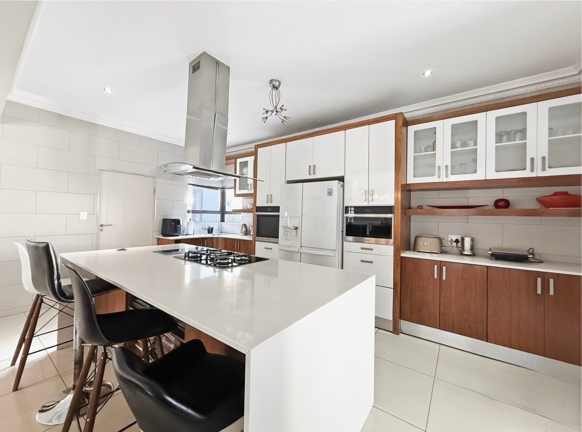 Grand Scale Family Living with Exceptional Entertaining Appeal in Cedar Creek Estate