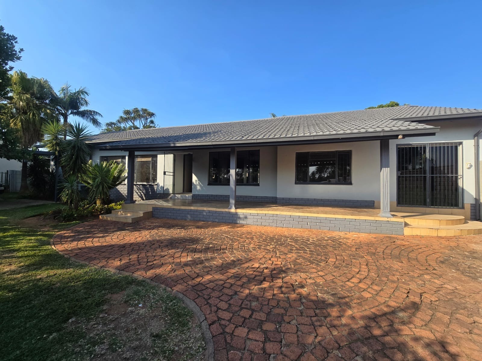 Beautiful 3-Bedroom Home to Rent in Magalieskruin
