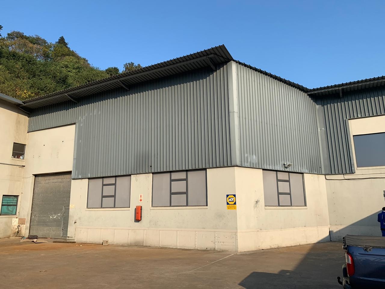 Warehouse For Sale in Briardene, Durban, KwaZulu Natal