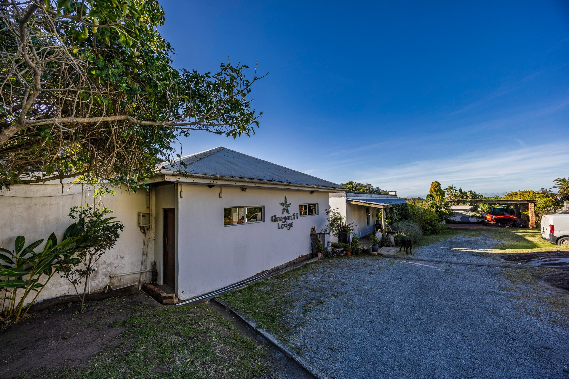 Exceptional Coastal Investment Opportunity in Prime Glengariff Location!!