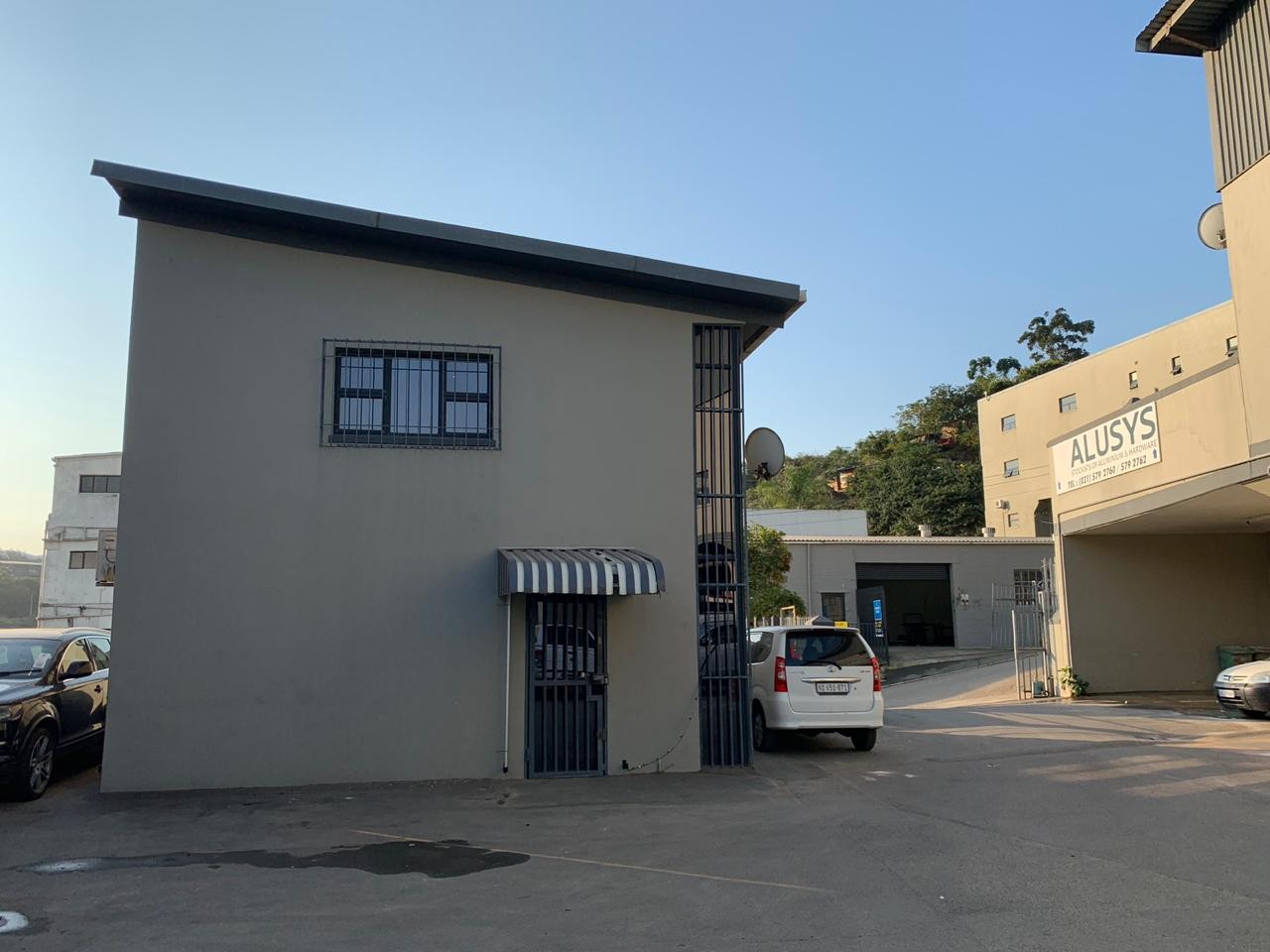 Warehouse For Sale in Briardene, Durban, KwaZulu Natal