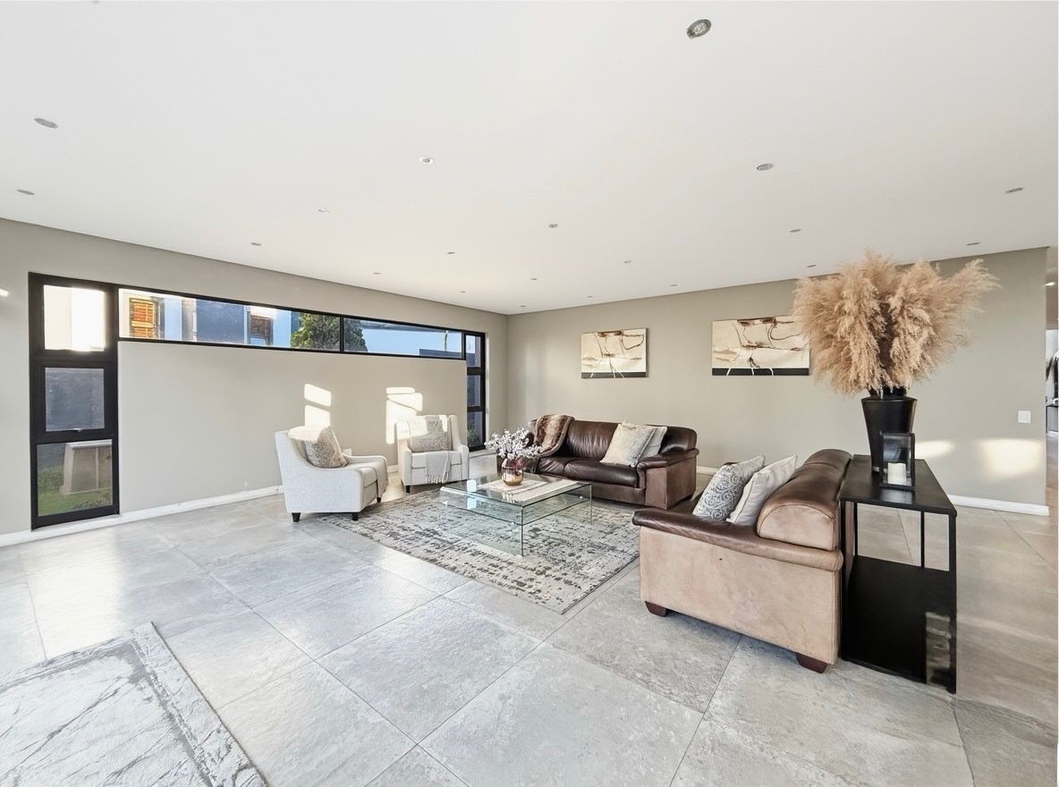 Refined Contemporary Elegance with Exceptional Family Appeal in Cedar Creek Estate