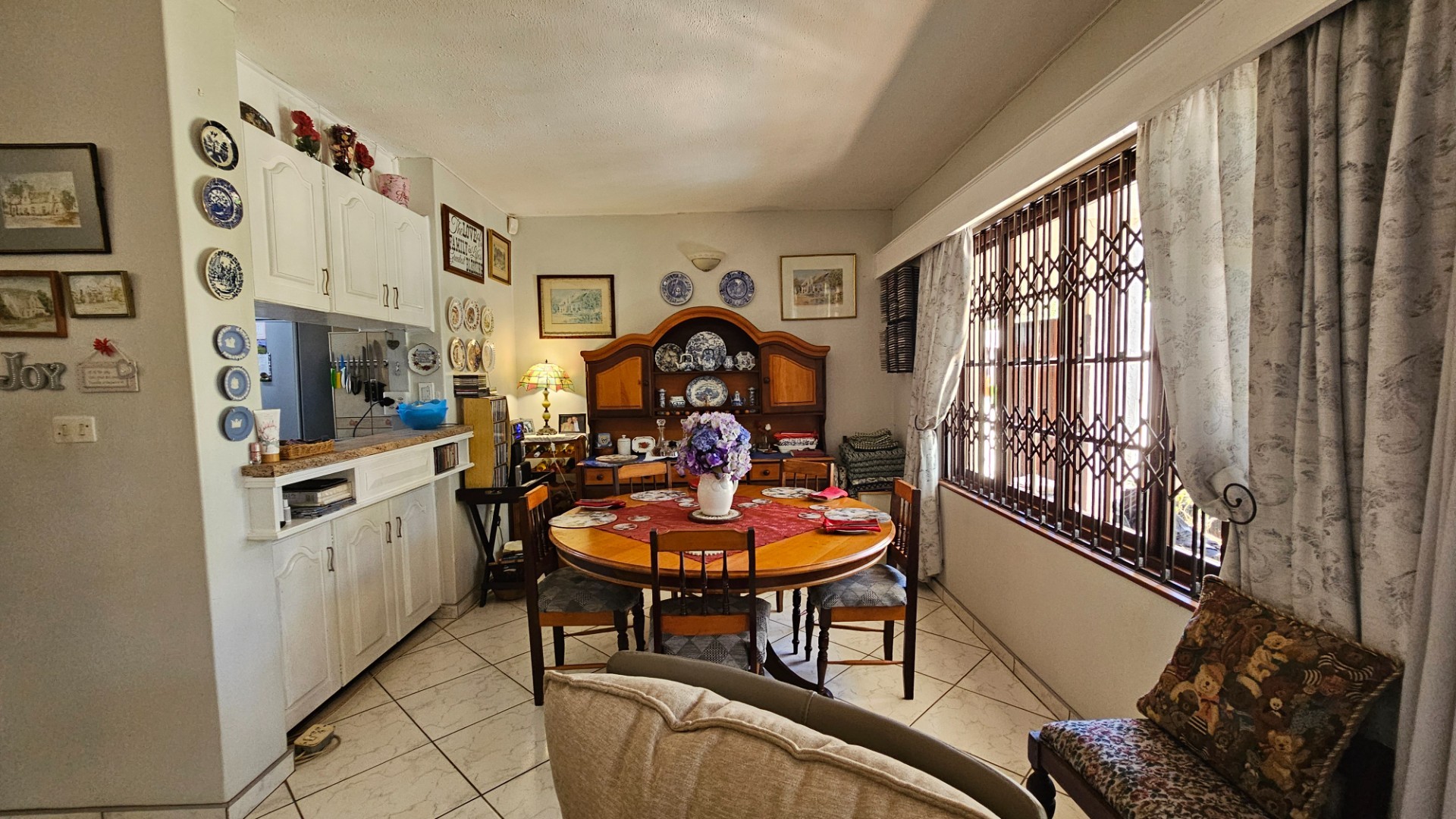 Private and Pet-Friendly Three Bedroom Duplex Townhouse in Peaceful Umtentweni