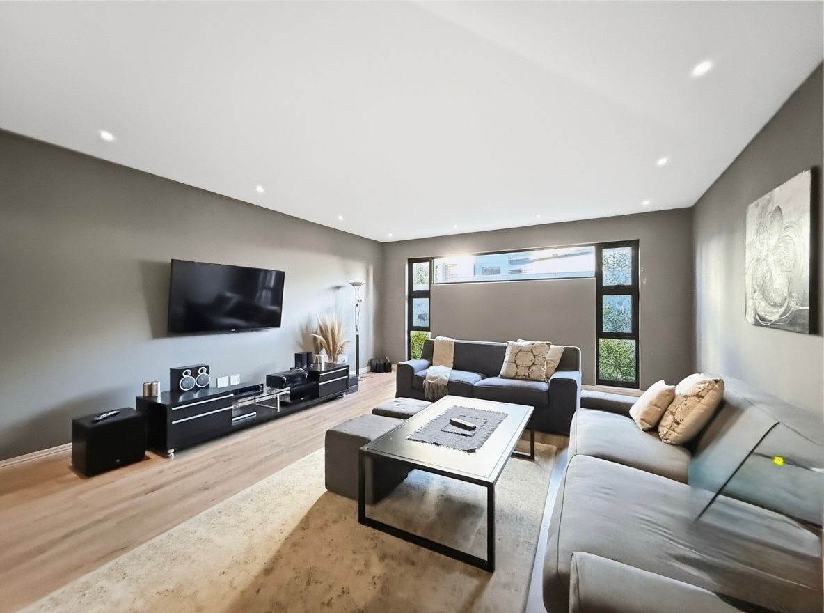 Contemporary Elegance Meets Exceptional Family Living in Cedar Creek Estate