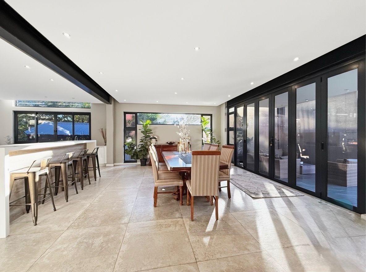Contemporary Elegance Meets Exceptional Family Living in Cedar Creek Estate