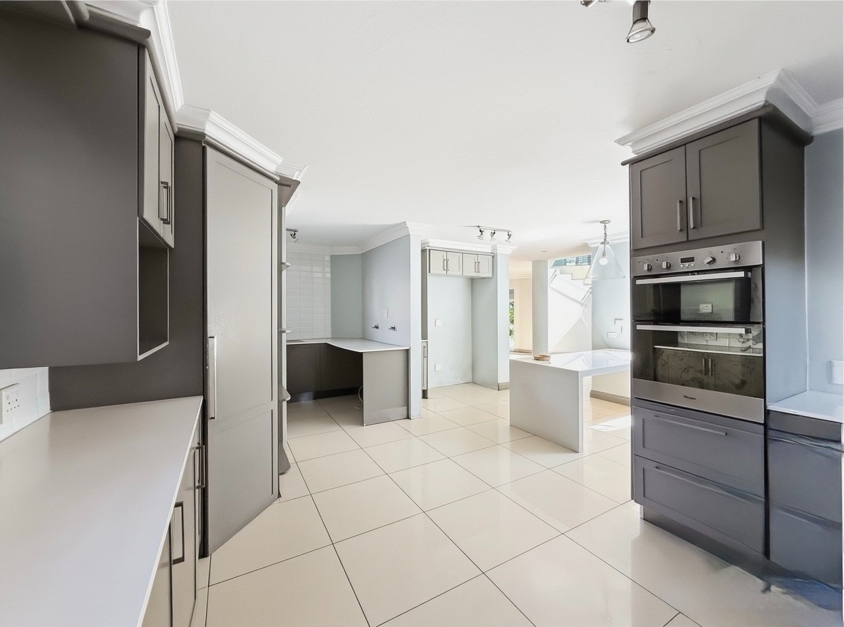 Refined Modern Living with Elegant Entertaining Spaces