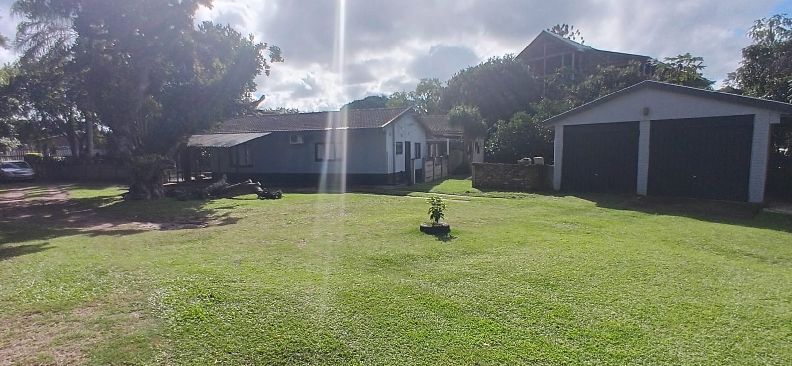 House For Sale with two-bedroom flatlet in Kwambonambi, KwaZulu Natal
