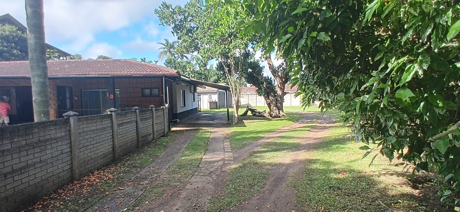 House For Sale with two-bedroom flatlet in Kwambonambi, KwaZulu Natal