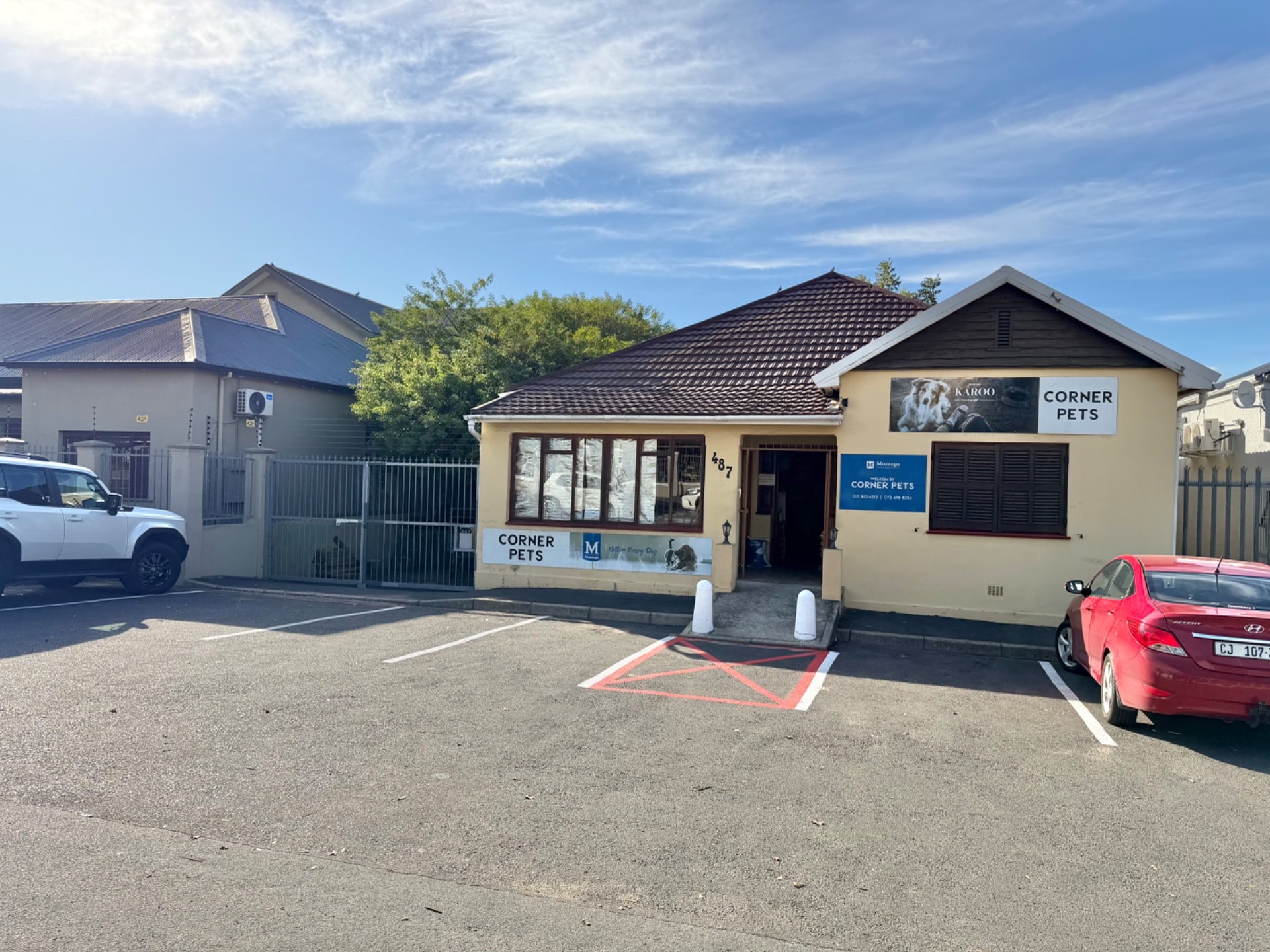 Commercial Property for rent in Paarl North, Paarl, 221 m²