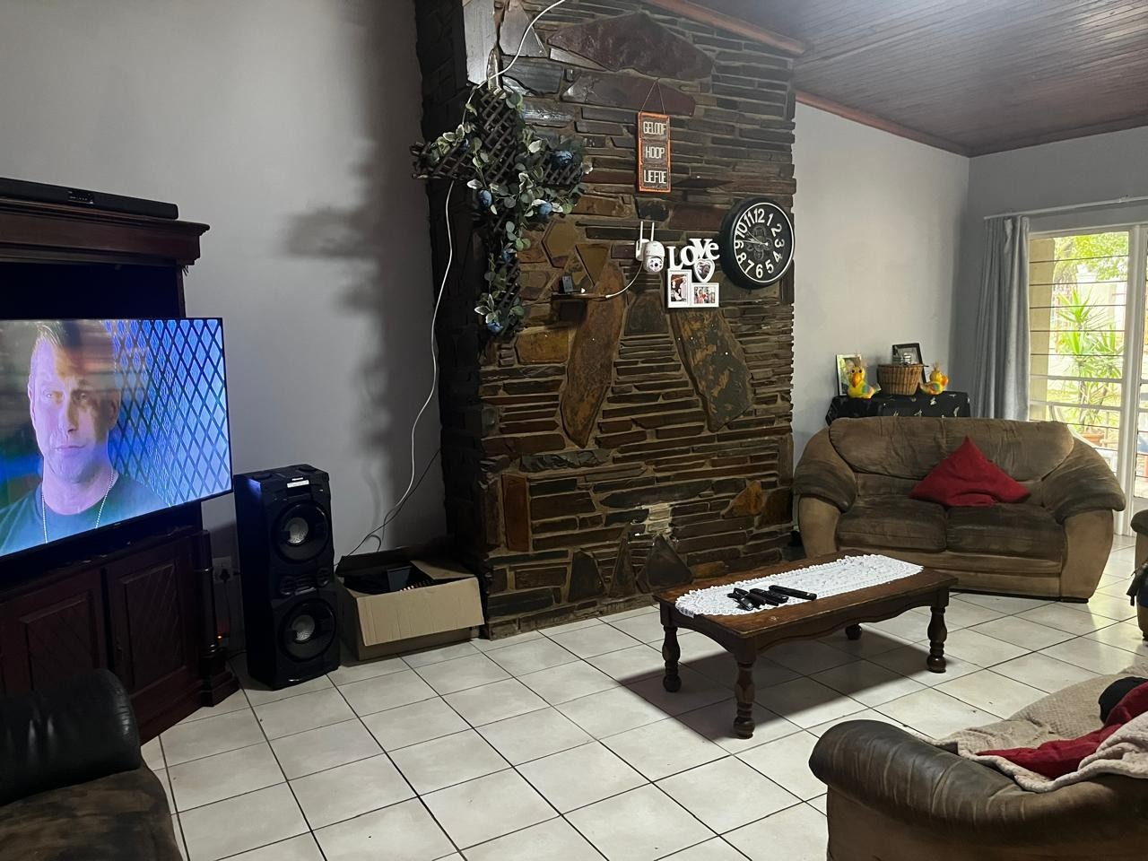 Expansive 5-Bedroom Family Home with Massive Garden