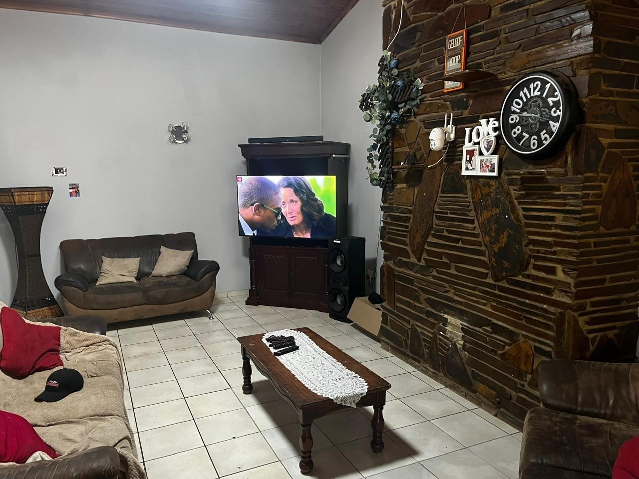 Expansive 5-Bedroom Family Home with Massive Garden