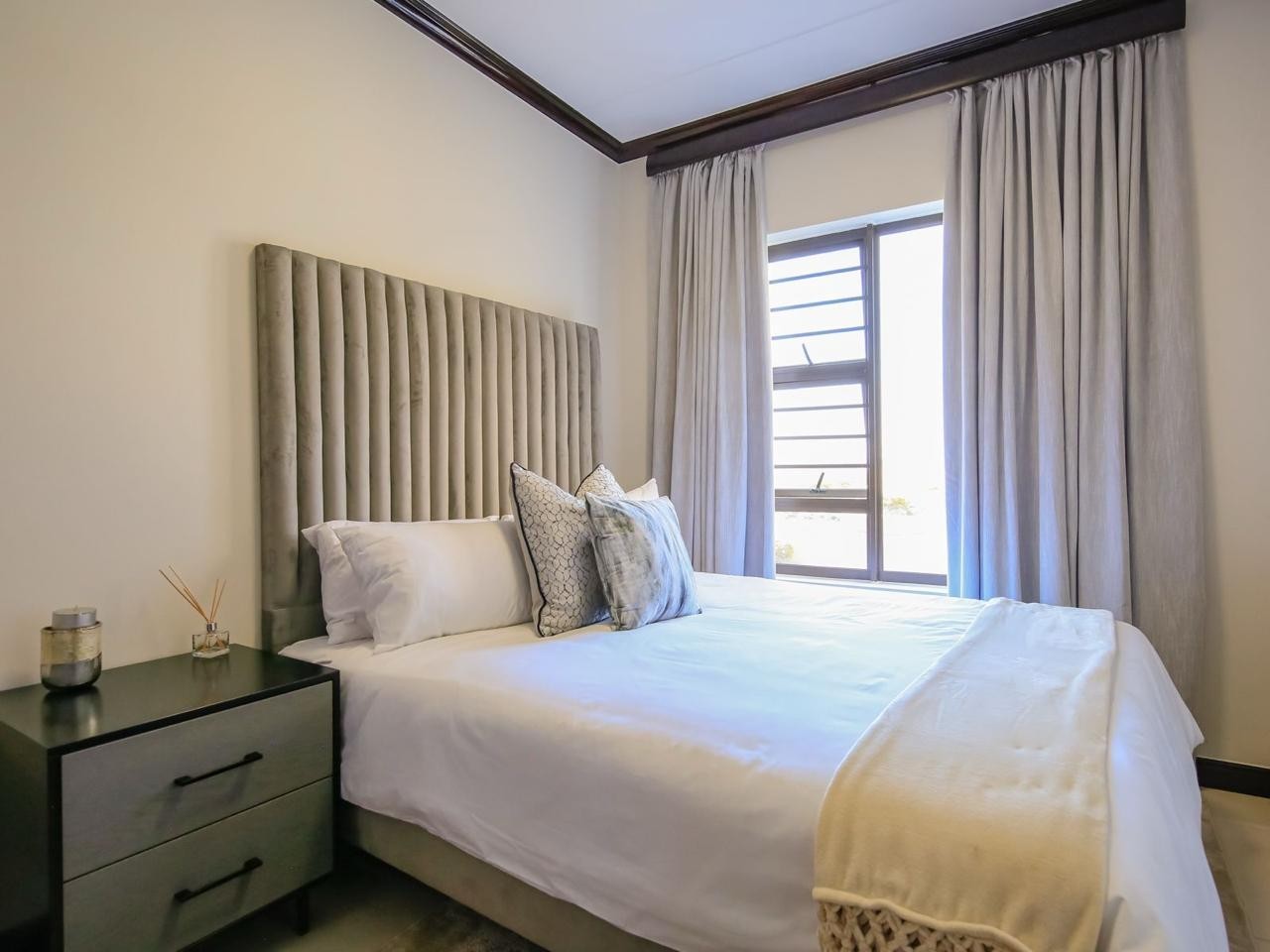Apartment for sale in Blue Hills, Midrand, 82 m²