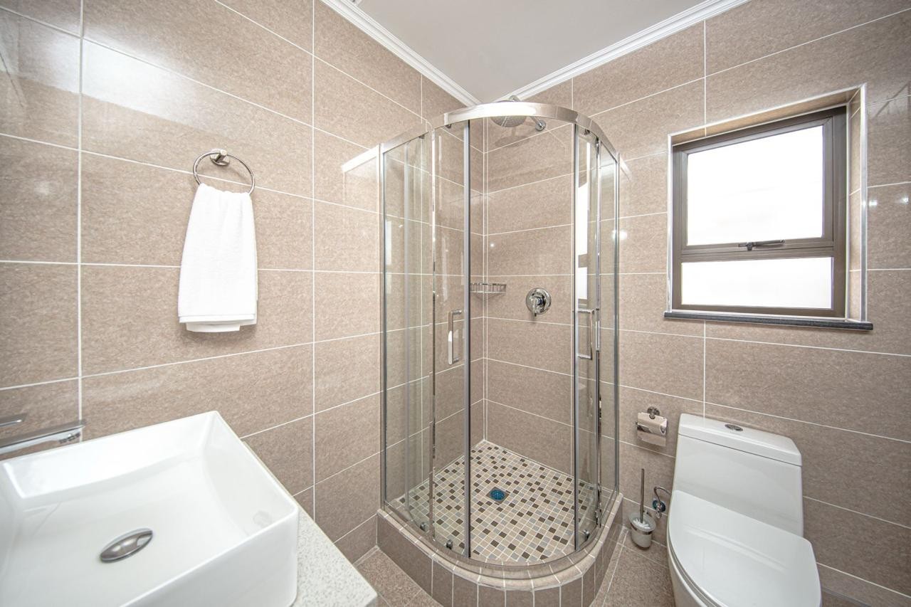 Apartment for sale in Blue Hills, Midrand, 82 m²