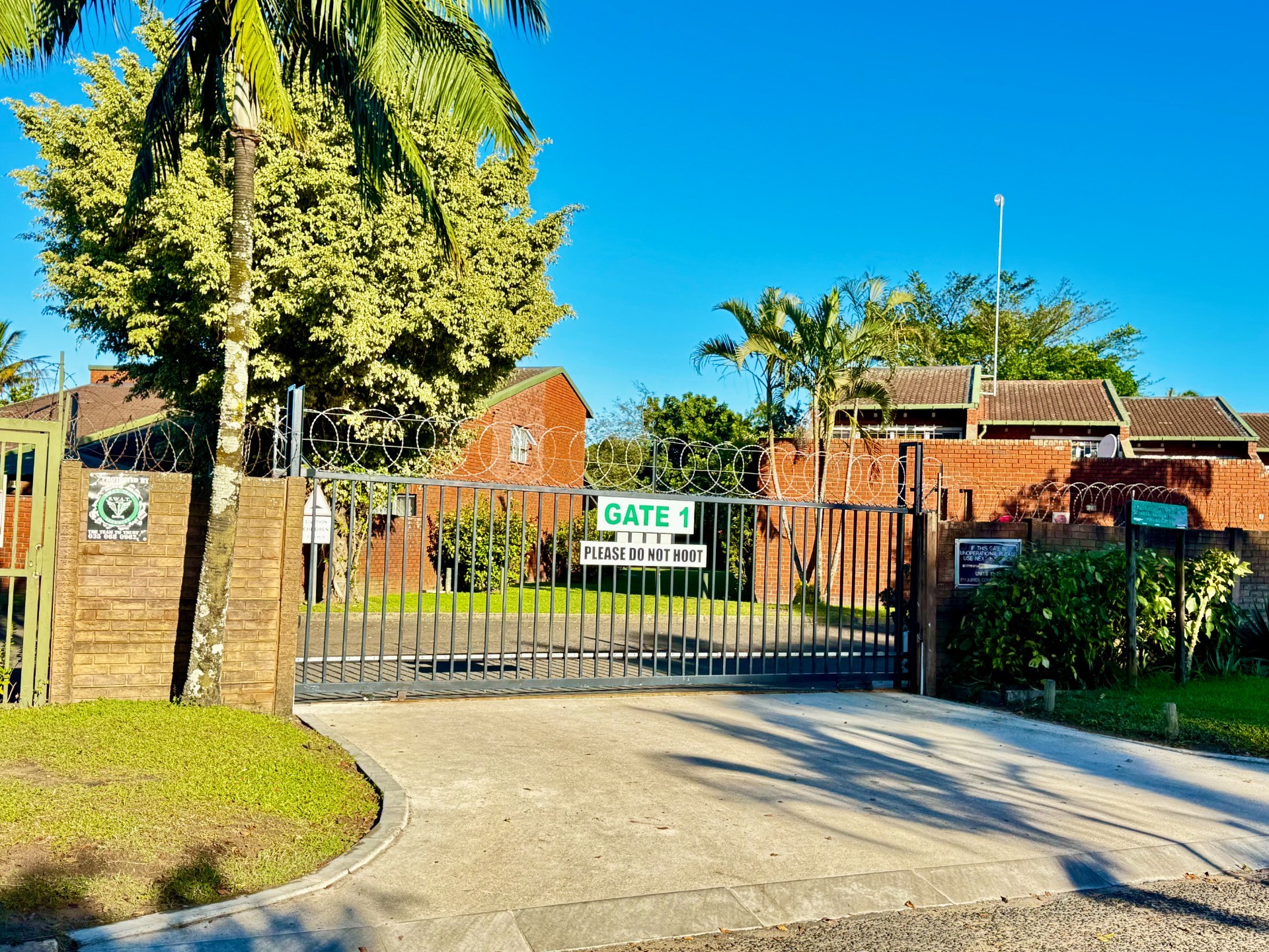 Modern Spacious Townhouse Arboretum