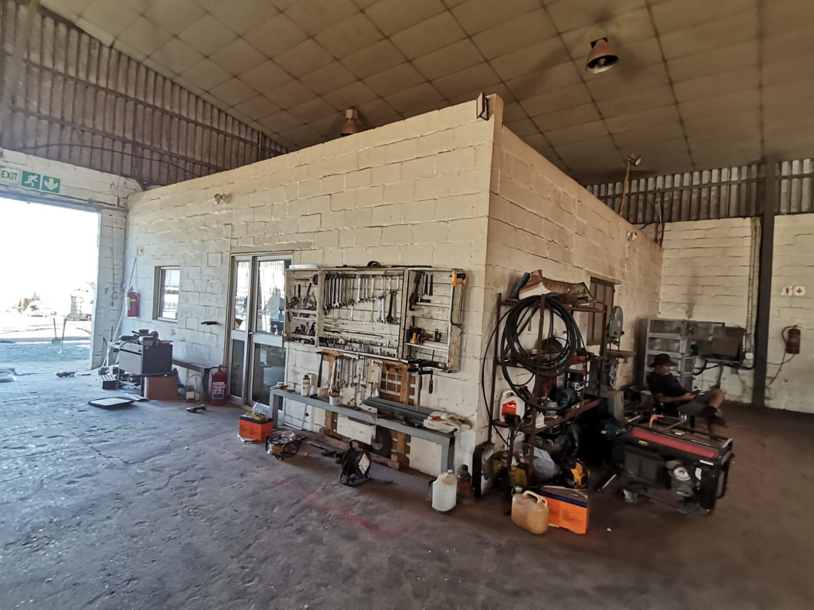 600m² Warehouse to Let in Dal Josafat, Paarl