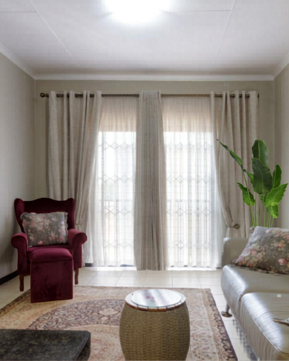 Immaculate Lock-Up-and-Go Living in a Sought-After Renico Development