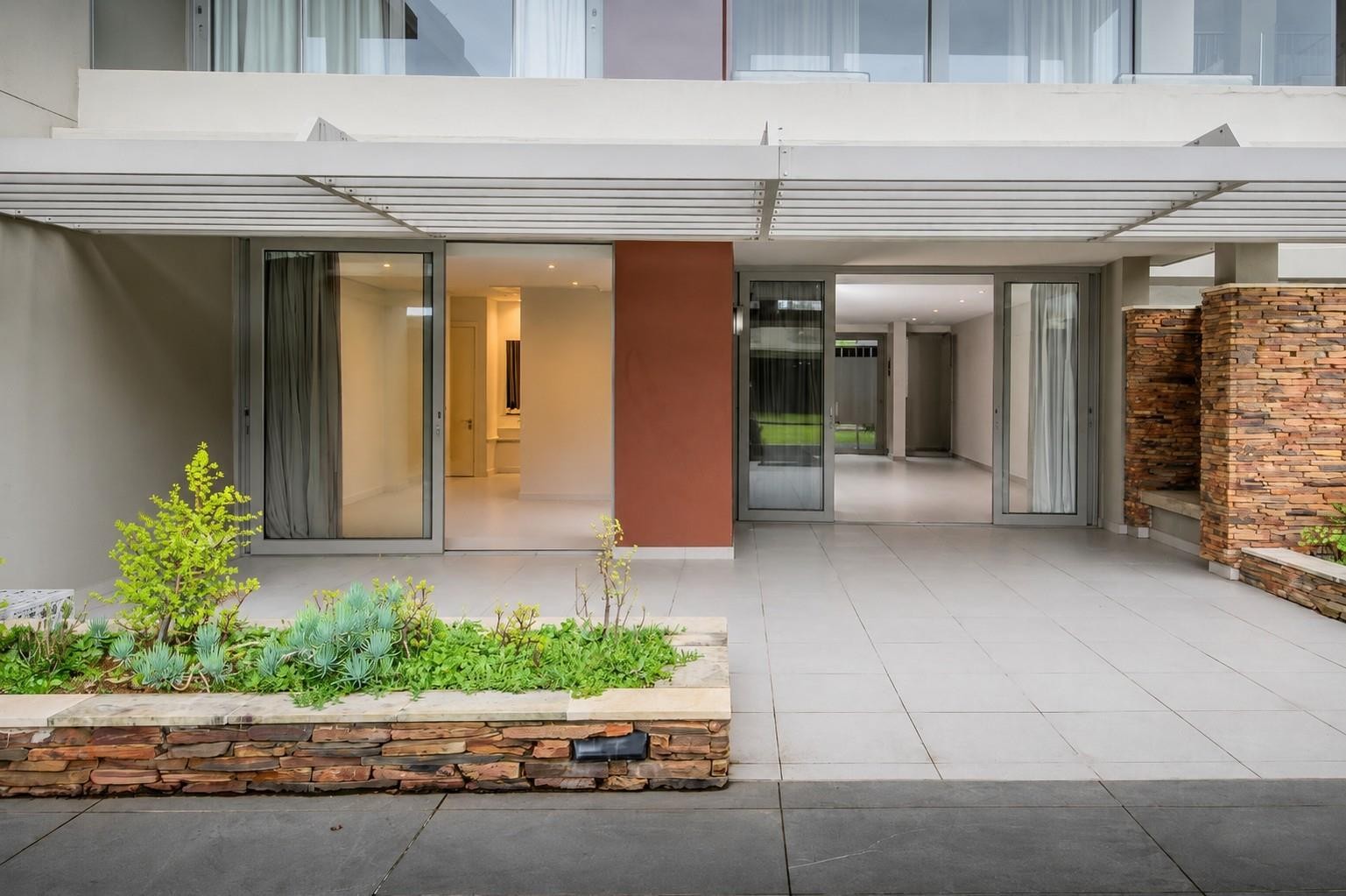 Available Immediately! Unfurnished Garden Unit - Oceandune, Sibaya