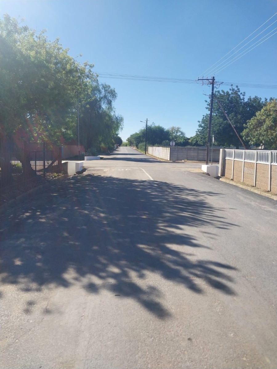 395 sqm business premises on a 1787 sqm erf in Porterville