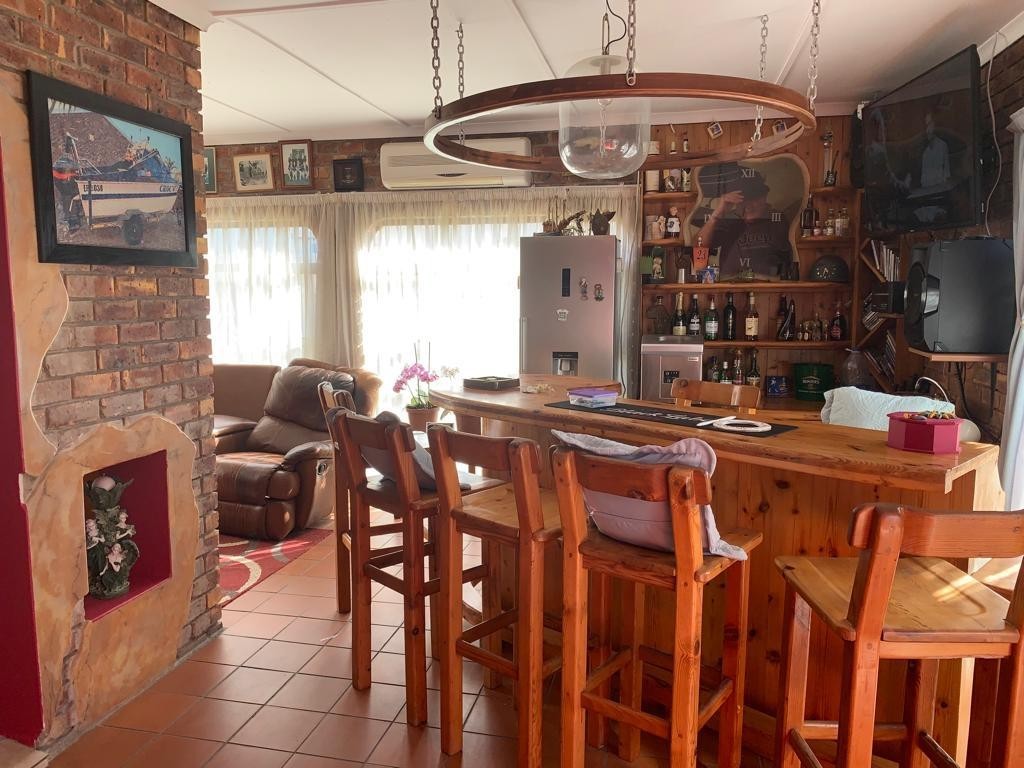 4 Bedroom Double-Storey Home with Sea Views, Pool and Borehole for Sale in Wavecrest, Jeffreys Bay