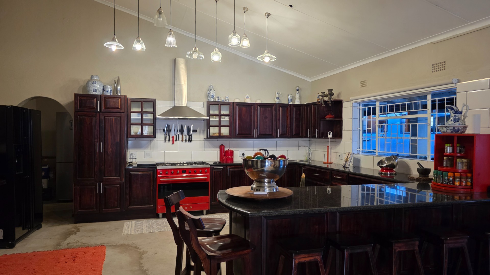 Trade the Rush for Space, Privacy and Lowveld Living